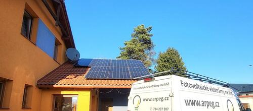 Reference Solární elektrárna s bateriovým úložištěm - Broumov 