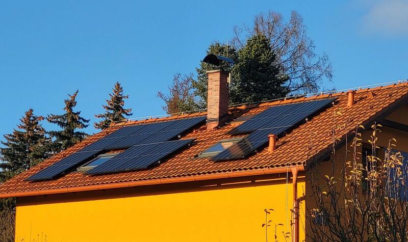 Reference: Solární elektrárna s bateriovým úložištěm - Broumov