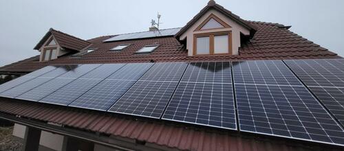 Reference Fotovoltaika s baterii o kapacitě 14,2 kWh - Horky nad Jizerou 