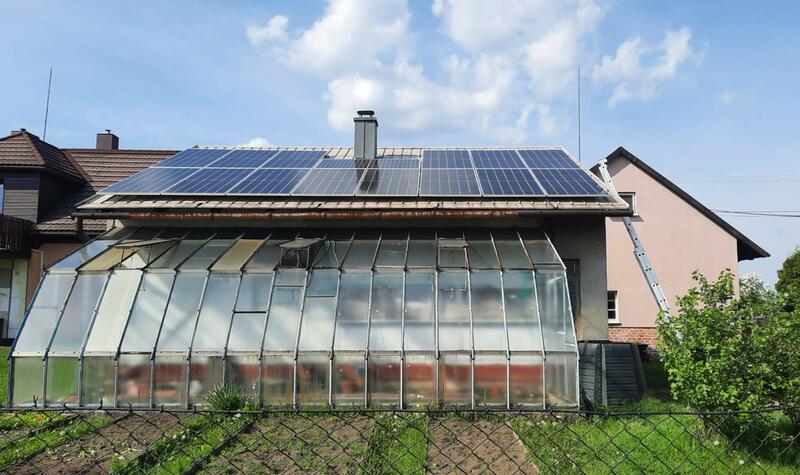 Reference: Fotovoltaika s řídicí jednotkou GreenBox - Český Těšín 