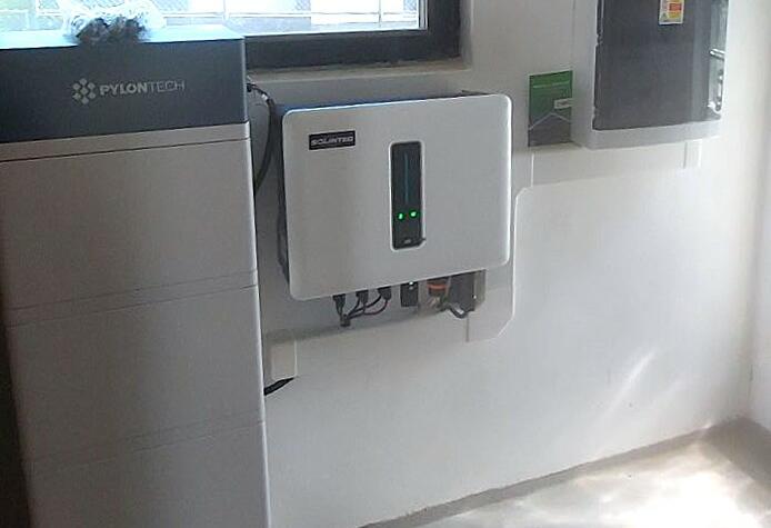 Reference: Fotovoltaika s řídicí jednotkou GreenBox - Český Těšín 