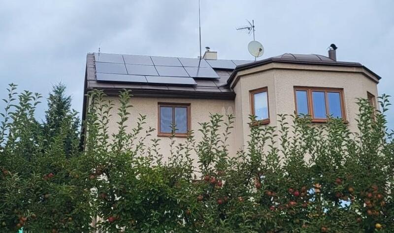Reference: Solární elektrárna s bateriovým úložištěm a GreenBoxem - Trutnov 