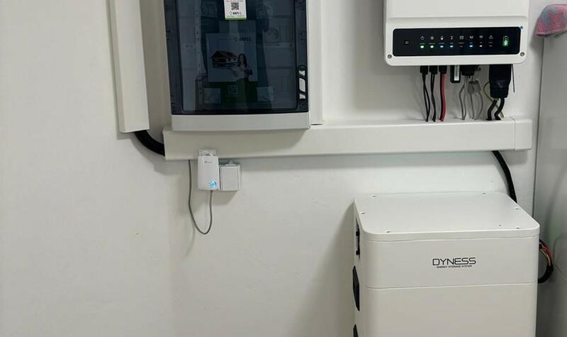 Reference: Fotovoltaika s bateriovým úložištěm a chytrým řízením GreenBox - Milčice 