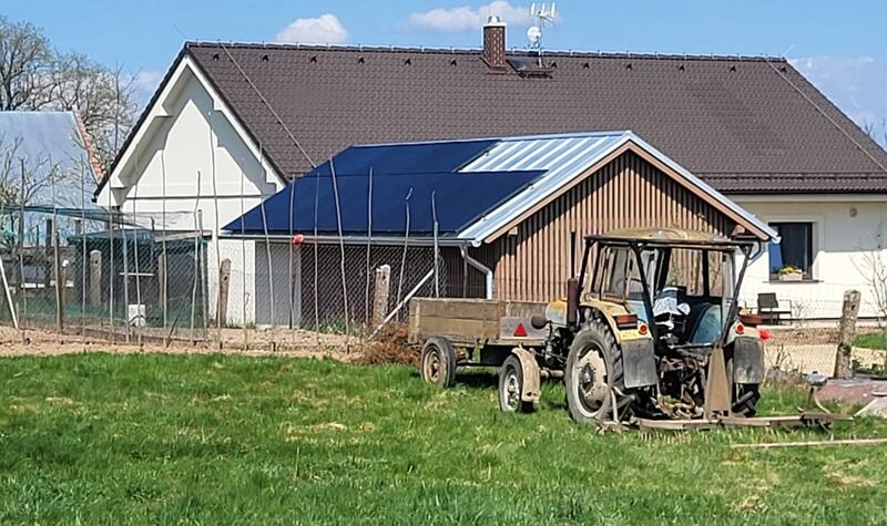 Reference: Fotovoltaická elektrárna s řídicí jednotkou GreenBox - Mukařov