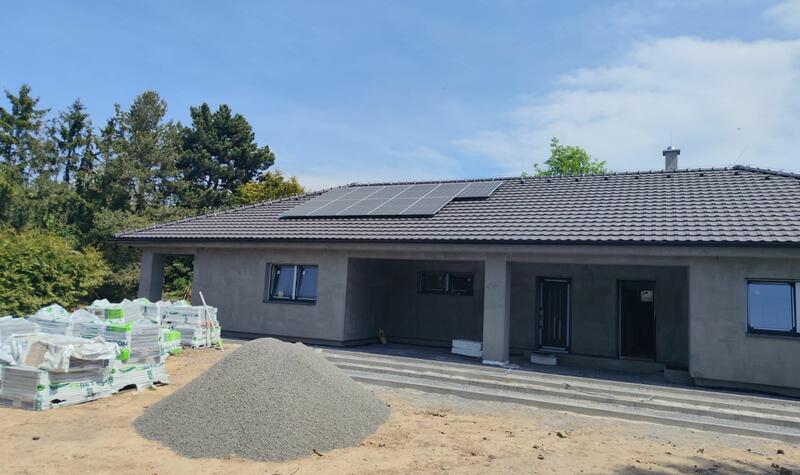Reference: Fotovoltaická elektrárna s řídicí jednotkou GreenBox - Spomyšl
