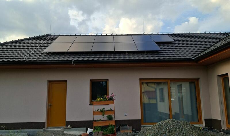 Reference: Fotovoltaická elektrárna s řídicí jednotkou GreenBox v Milotice nad Bečvou