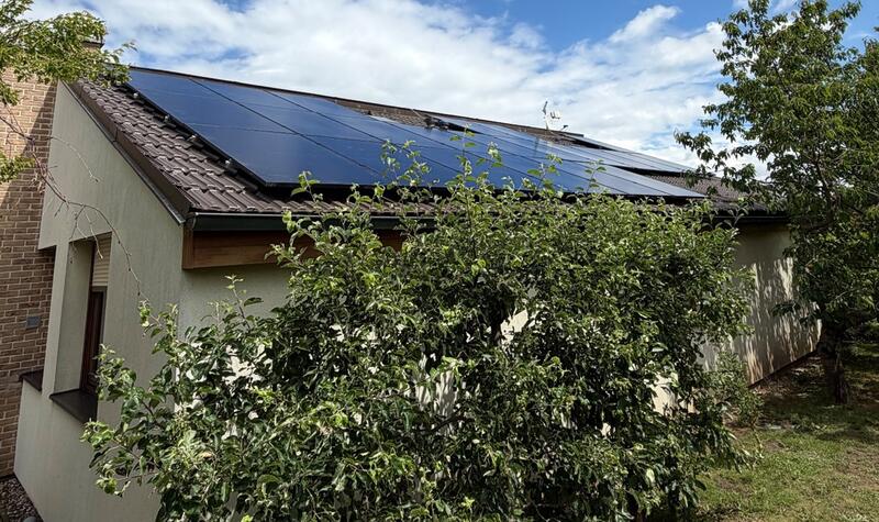 Reference: Fotovoltaická elektrárna s řídicí jednotkou GreenBox v Podolance