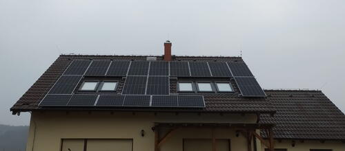Reference Fotovoltaická elektrárna na střeše rodinného domu 