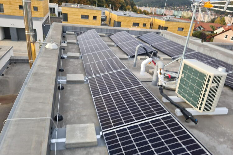 Reference: Fotovoltaická elektrárna s dotací NZÚ- Kuřim 
