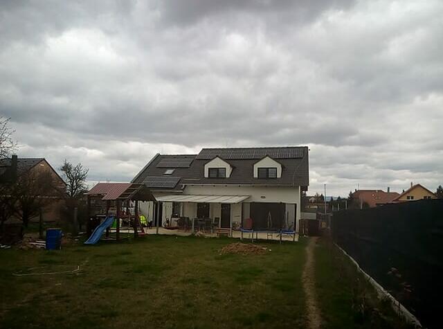 Reference: Fotovoltaika s akumulací do ohřevu vody 