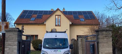 Reference Fotovoltaická elektrárna s bateriovým úložištěm- Lichoceves - Noutonice 
