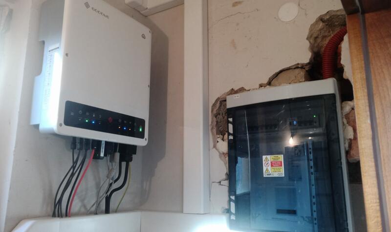 Reference: Fotovoltaická elektrárna s bateriovým úložištěm- Lichoceves - Noutonice