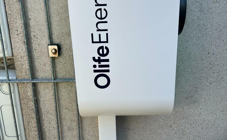 Reference: Fotovoltaická elektrárna s vyřízením dotace- Veleň - Mírovice 