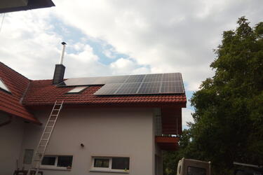 Reference: Fotovoltaická elektrárna s bateriovým úložištěm- Bratkovice 