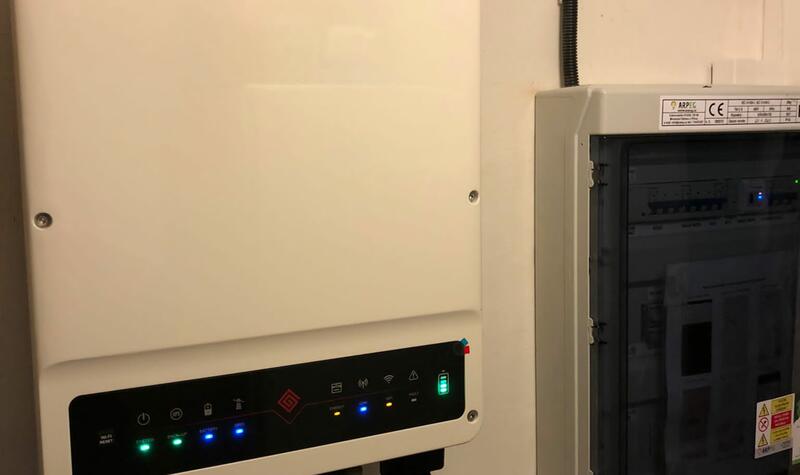 Reference: Fotovoltaická elektrárna s dotací na bateriový systém- Dobřichov