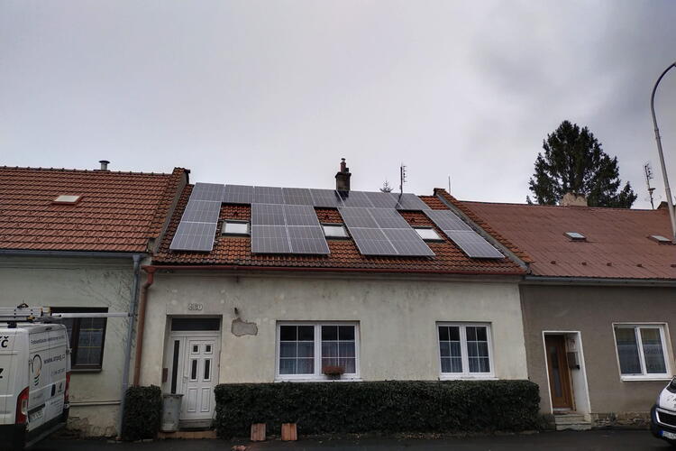Reference: Fotovoltaická elektrárna s bateriovým úložištěm- Lipník nad Bečvou 