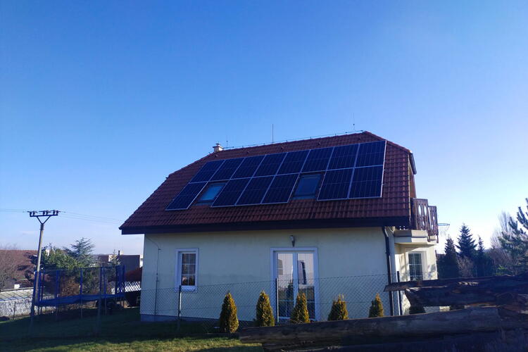 Reference: Fotovoltaická elektrárna s dotací NZÚ- Vřesina 