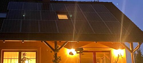 Reference Fotovoltaická elektrárna s bateriovým úložištěm- Kostelní Střimelice 