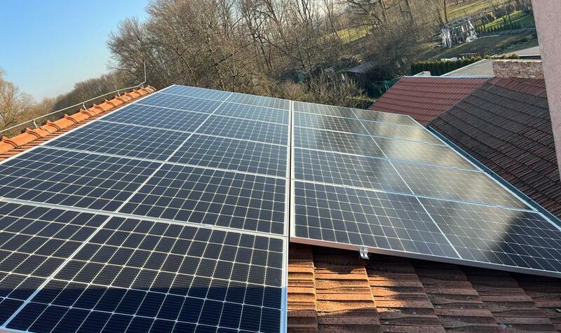 Reference: Fotovoltaická elektrárna s baterií- Kostelec na Hané 