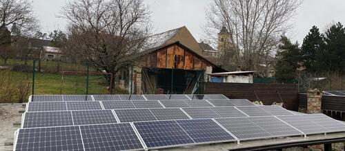 Reference Fotovoltaická elektrárna s baterií- Králův Dvůr - Počaply 