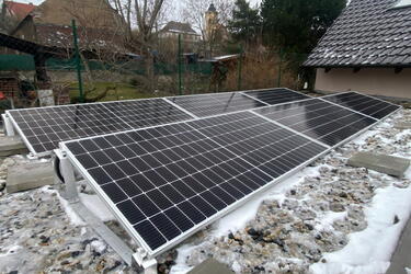 Reference: Fotovoltaická elektrárna s baterií- Králův Dvůr - Počaply 