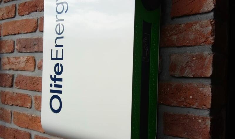 Reference: Fotovoltaická elektrárna s baterií- Králův Dvůr - Počaply