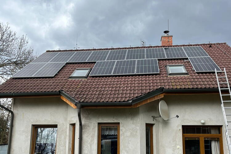 Reference: Fotovoltaika s vyřízením dotace- Kolín - Zibohlavy 