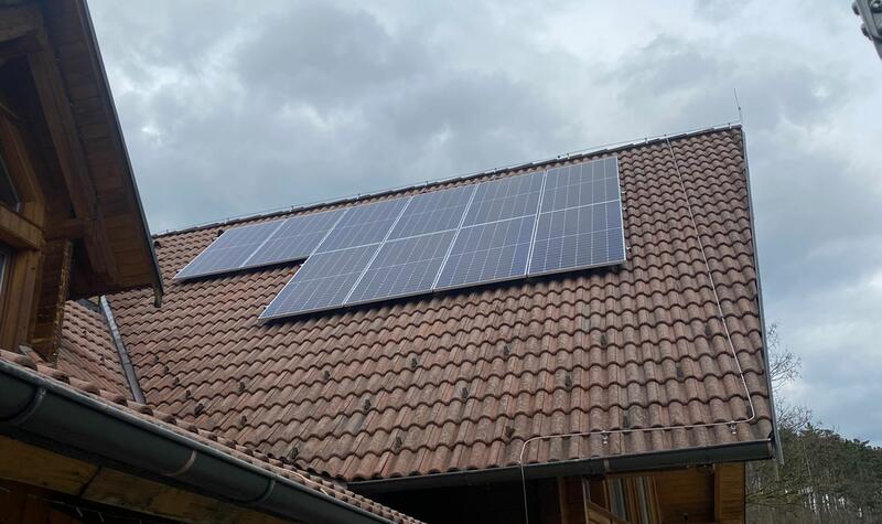 Reference: Fotovoltaická elektrárna s vyřízením dotace- Záhořany