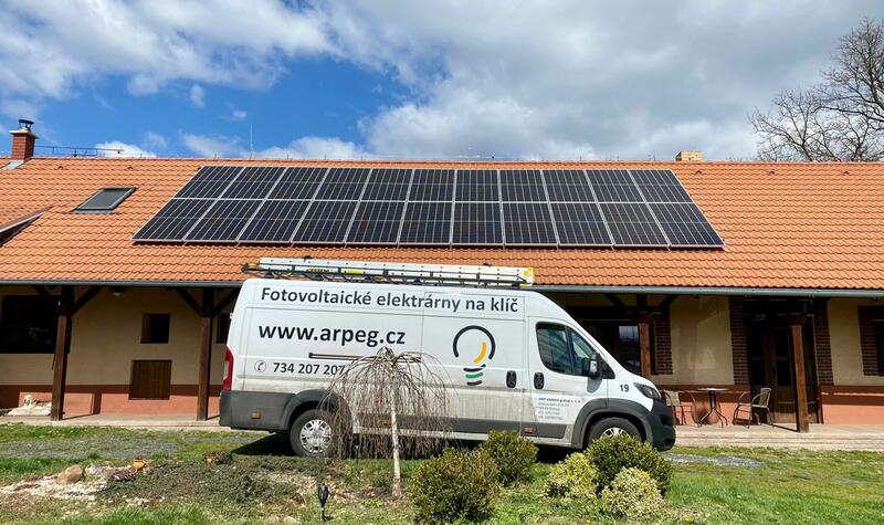 Reference: Fotovoltaická elektrárna s vyřízením dotace- Lochovice - Netolice 