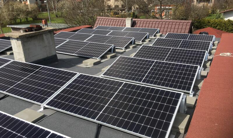 Reference: Fotovoltaická elektrárna instalovaná na rovné střeše- Havířov - Životice