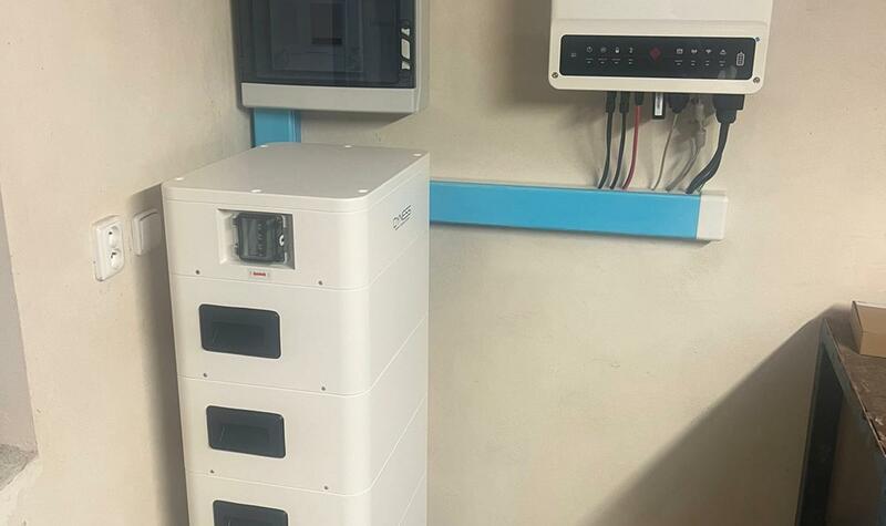 Reference: Fotovoltaická elektrárna s dotací na bateriový systém- Chlumín
