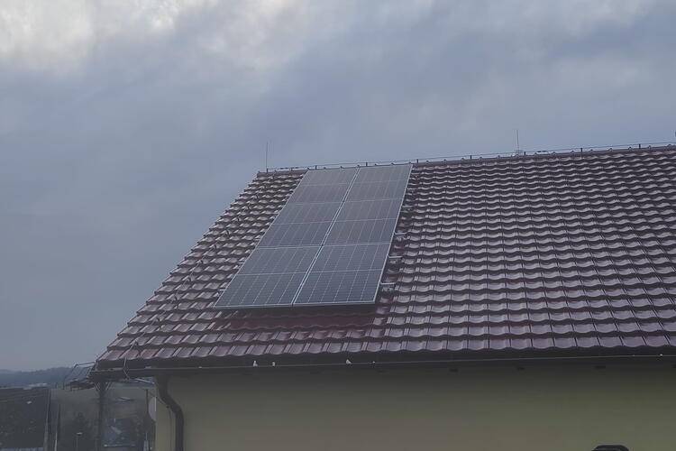 Reference: Fotovoltaická elektrárna s vyřízením dotace- Svébohov 