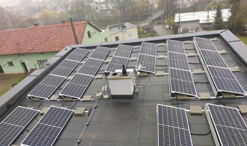 Reference: Fotovoltaická elektrárna na rovné střeše- Fryčovice 