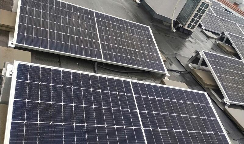 Reference: Fotovoltaická elektrárna na rovné střeše- Fryčovice 