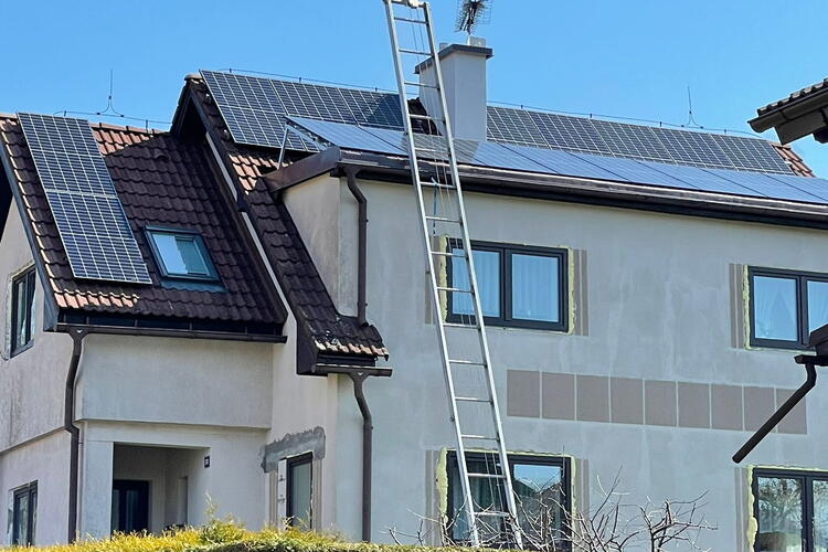 Reference: Realizace fotovoltaiky s bateriovým úložištěm- Lomnice nad Popelkou 