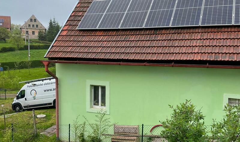 Reference: Instalace fotovoltaické elektrárny v obci Šonov v Královehradeckém kraji 