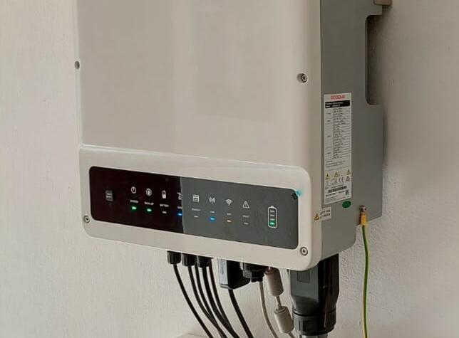 Reference: Realizace fotovoltaické elektrárny s dotací NZÚ- Zdice
