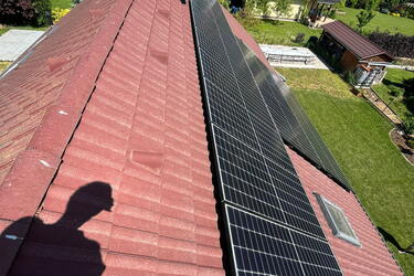 Reference: Instalace solární elektrárny v Trubíně 