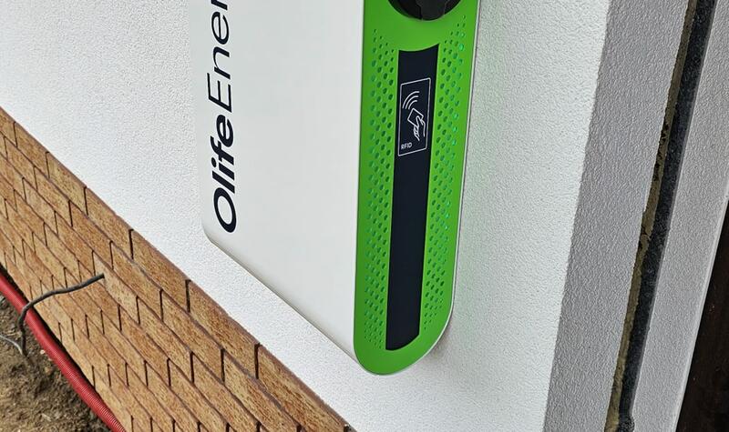Reference: Instalace solární elektrárny v Trubíně 