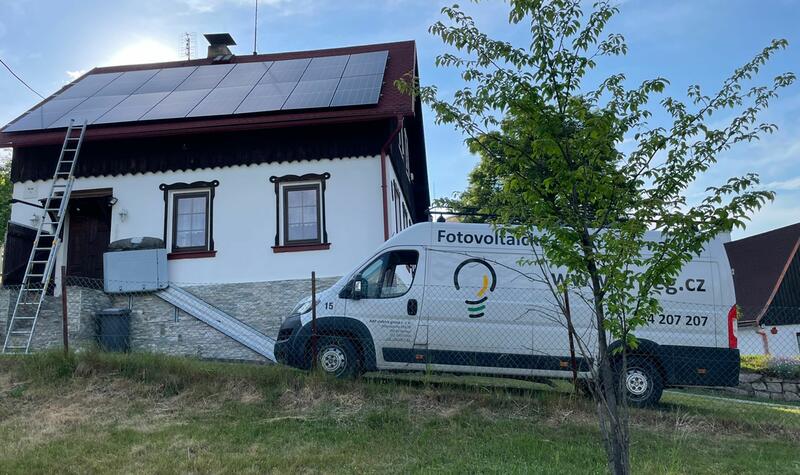 Reference: Realizace fotovoltaické elektrárny na klíč- Rynoltice - Černá Louže