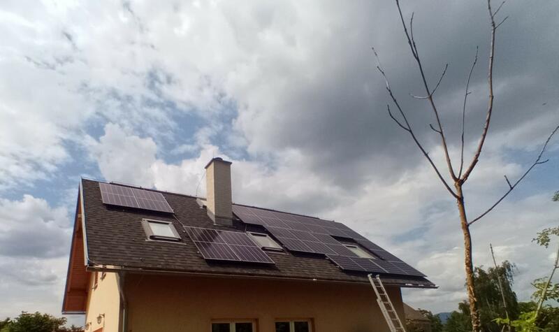 Reference: Solární elektrárna s dotací na bateriový systém- Pesvice 