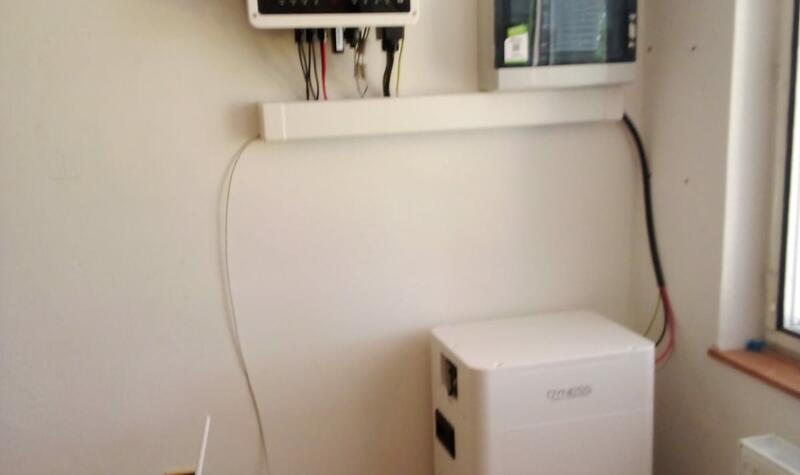 Reference: Fotovoltaická elektrárna na klíč montována na sedlovou střechu v Holešově
