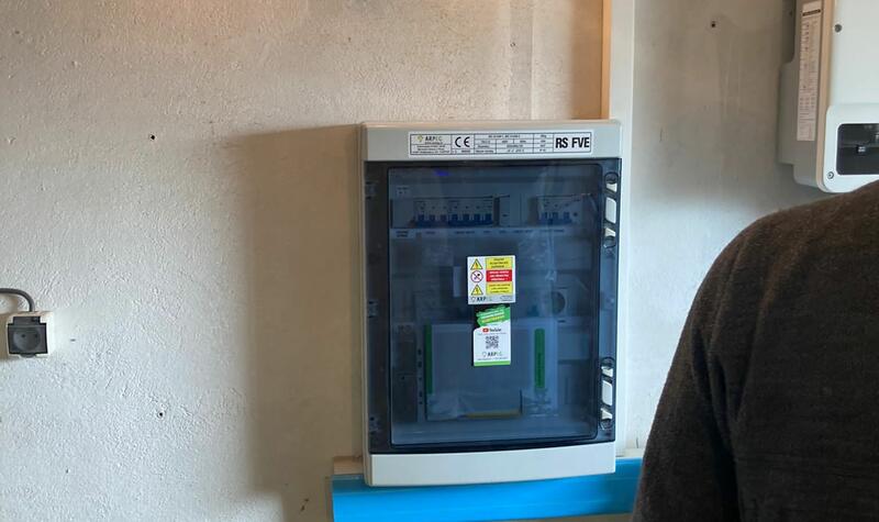 Reference: Montáž fotovoltaické elektrárny ve městě Slaný ve Středočeském kraji