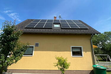 Reference: Fotovoltaika s dotaci na bateriový systém realizovaná ve Vrchlabí 
