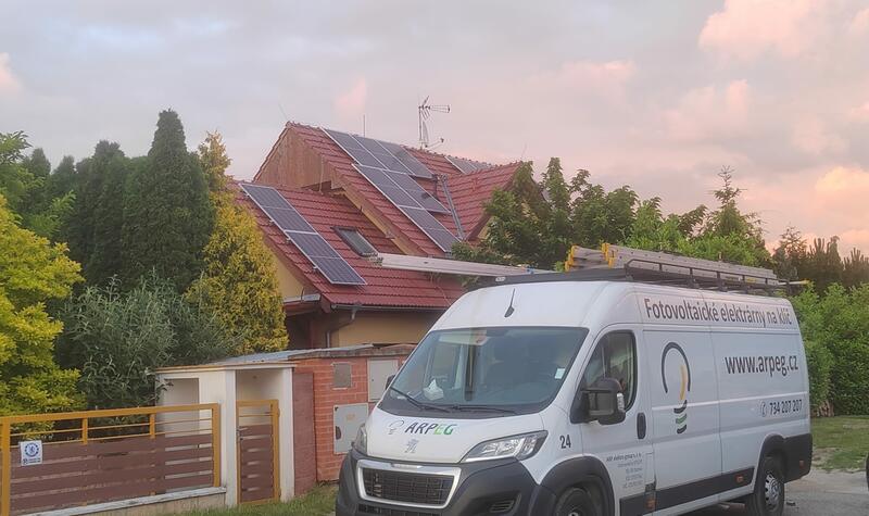 Reference: Montáž solární elektrárny s vyřízením dotace NZÚ - Litoměřice-Pokratice