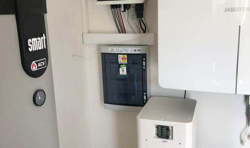 Reference: Montáž fotovoltaické elektrárny s bateriovým úložištěm - Moravany-Platěnice 