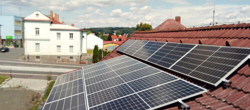 Reference Solární elektrárna s bateriovým úložištěm realizovaná v Klatovech 