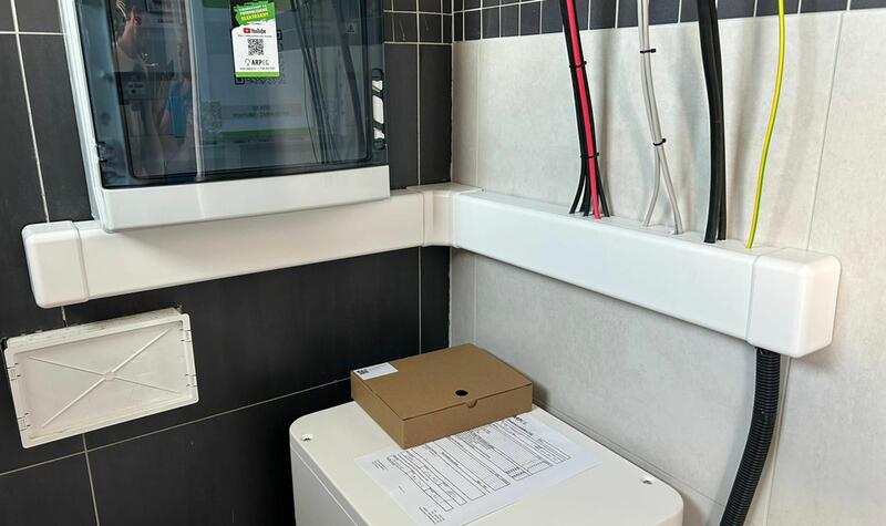 Reference: Fotovoltaická elektrárna s baterií na klíč realizovaná v Čeradicích