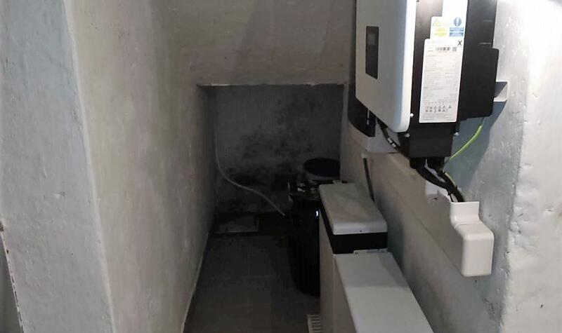 Reference: Instalace fotovoltaické elektrárny s uložením do baterií - Kelč 