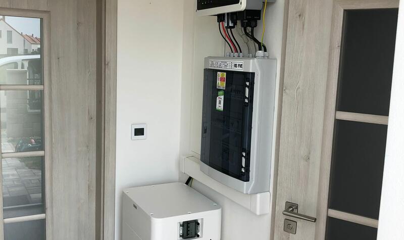 Reference: Solární elektrárna s bateriovým úložištěm - Opatovice nad Labem 